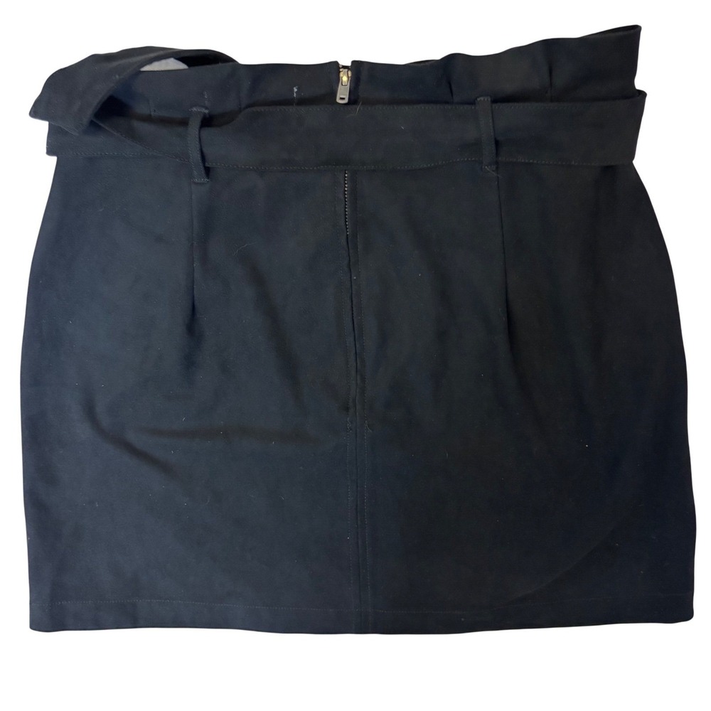 Abercrombie & Fitch Black Faux Suede Paperbag Waist Mini‎ Skirt Medium